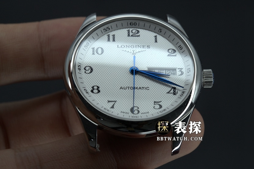 KL厂浪琴名匠顶级一比一精仿手表图片及价格白盘蓝针钢带款正面实拍图