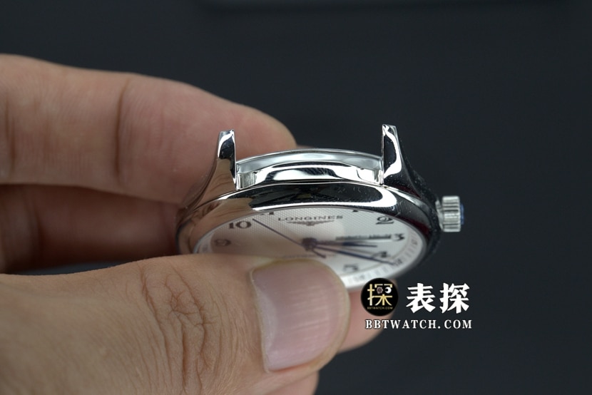 KL厂浪琴名匠顶级一比一精仿手表图片及价格白盘蓝针钢带款侧边实拍图