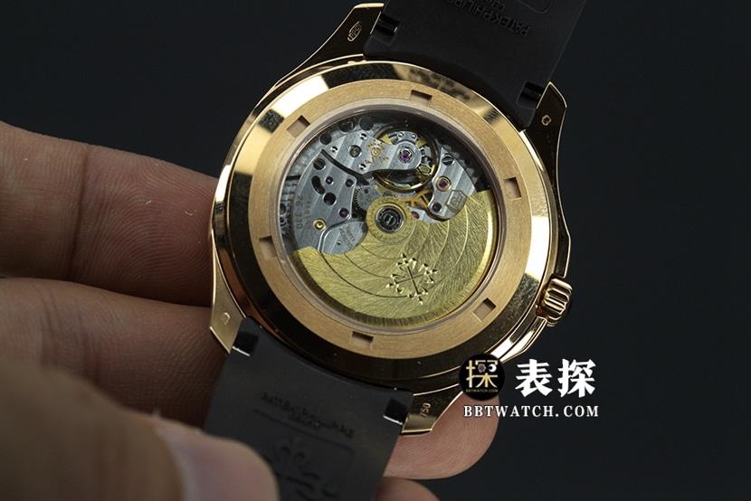 WY厂百达翡丽一比一超A精仿手表黑盘白针橡胶款图片及价格背面实拍图