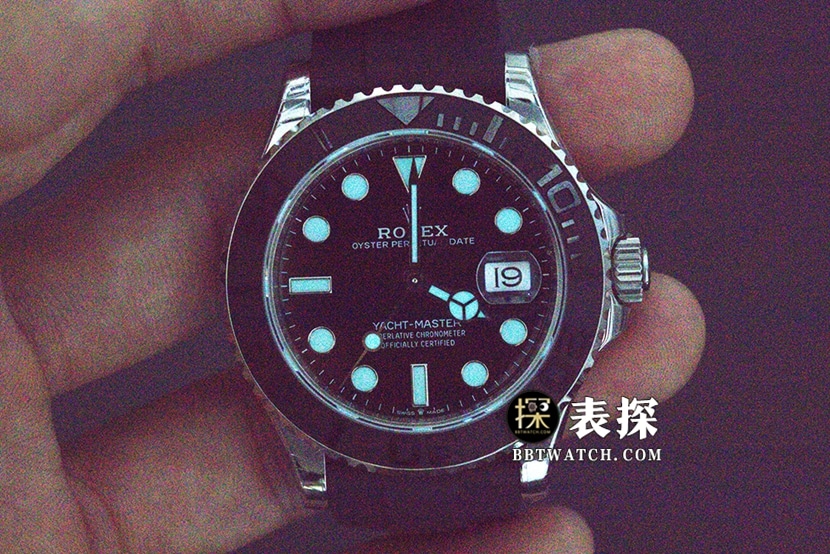 VS厂劳力士游艇名仕型顶级一比一高仿手表黑盘橡胶款图片及价格正面实拍图