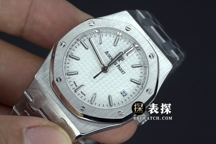 8F厂爱彼皇家橡树一比一超A精仿手表白盘钢带款图片及价格正面实拍图