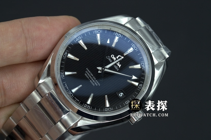 VS厂欧米茄海马超A精仿手表黑盘银针钢带款图片及价格正面实拍图