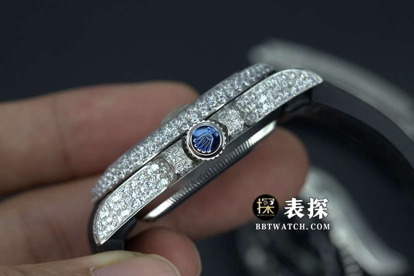 劳力士潜航者顶级一比一高仿手表黑盘水鬼橡胶款图片及价格侧面实拍图