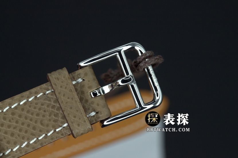 BV女士爱马仕1:1复刻手表白盘皮带款W036709WW00表扣图