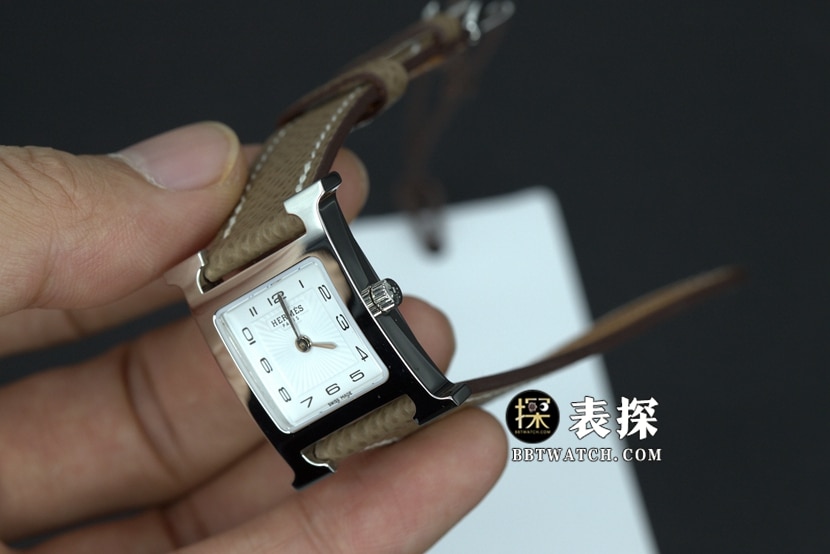 BV女士爱马仕1:1复刻手表白盘皮带款W036709WW00细节图