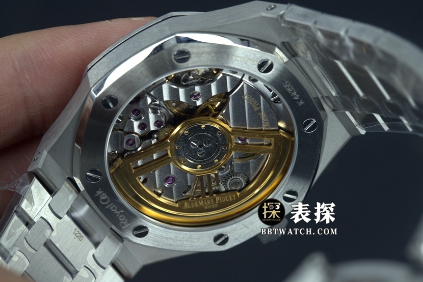 ZF厂爱彼皇家橡树15500V2一比一顶级复刻手表男士白盘钢带款图片及价格背面实拍图