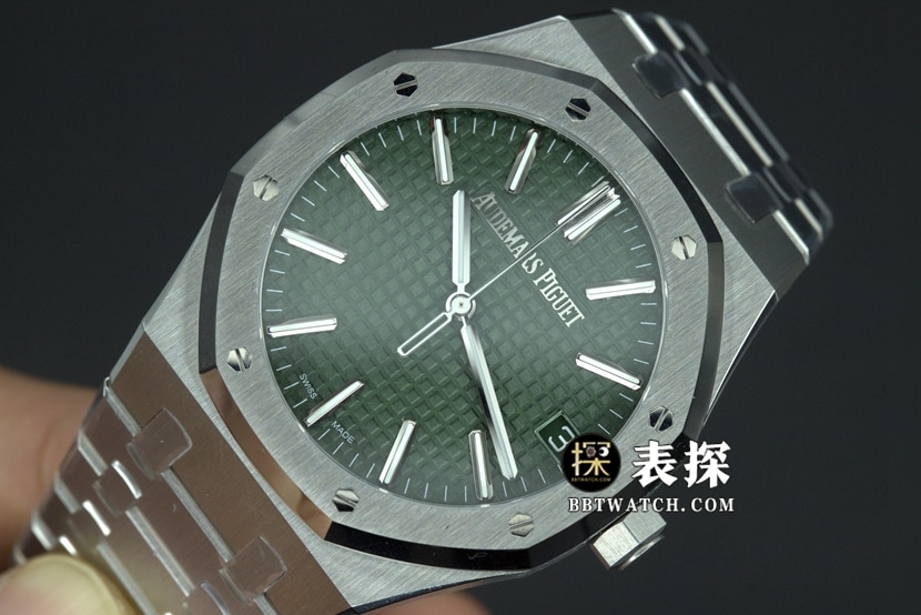 ZF厂爱彼皇家橡树50周年纪念款15510一比一顶级复刻手表男士绿盘钢带款图片及价格正面实拍图