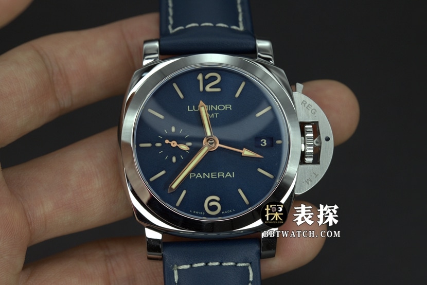 VS厂沛纳海PAM688顶级一比一精仿手表男士蓝盘皮带款图片及价格正面实拍图