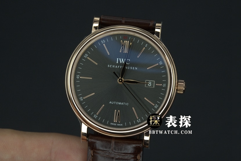 V7厂万国男士柏涛菲诺一比一超A精仿手表岩灰盘金针皮带款IW356511正面实拍图