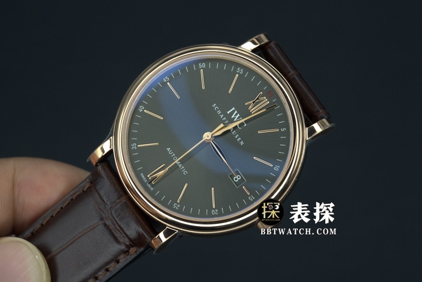 V7厂万国男士柏涛菲诺一比一超A精仿手表岩灰盘金针皮带款IW356511正面实拍图