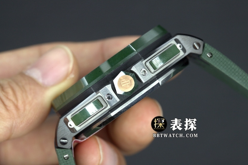 APF厂爱彼皇家橡树离岸型26405一比一顶级复刻手表男士彩色陶瓷绿盘橡胶款图片及价格侧面实拍图