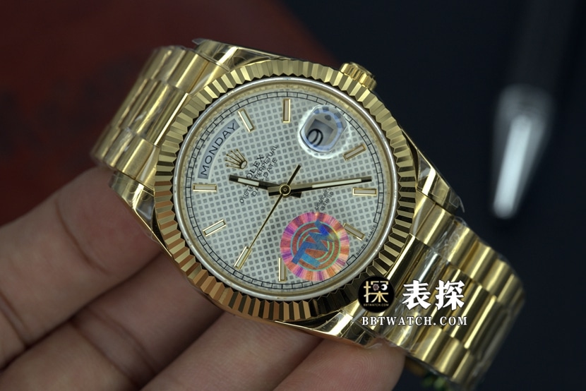 EW厂劳力士星期日历型228238一比一超A高仿手表男士斜格纹盘钢带款图片及价格正面实拍图