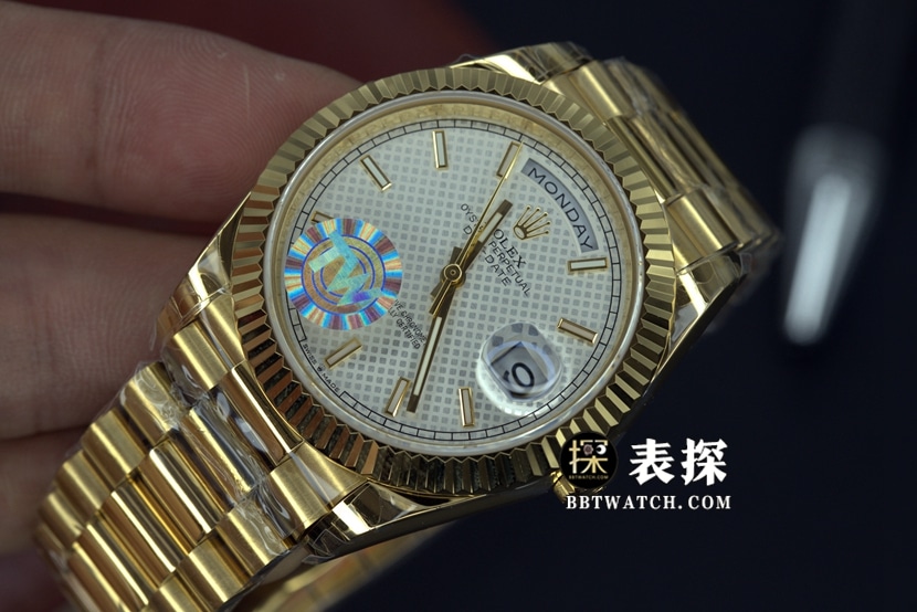 EW厂劳力士星期日历型228238一比一超A高仿手表男士斜格纹盘钢带款图片及价格正面实拍图