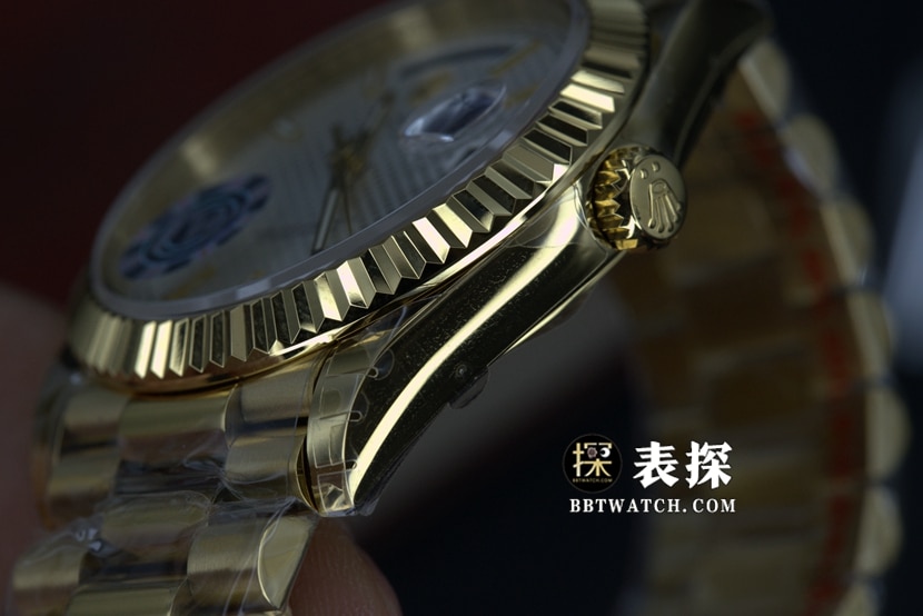 EW厂劳力士星期日历型228238一比一超A高仿手表男士斜格纹盘钢带款图片及价格侧面实拍图