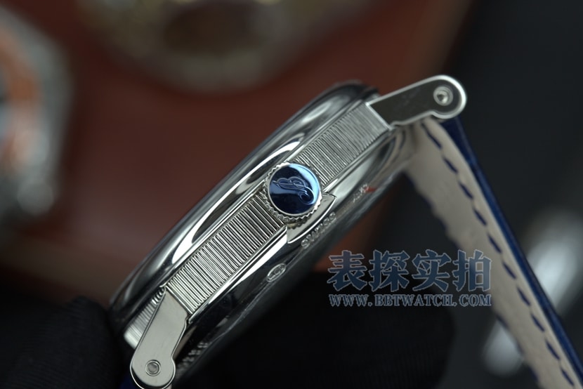 ZF传世宝玑1:1复刻手表蓝色金质玑镂刻花表盘皮带款7097BB/GY/9WU侧面图