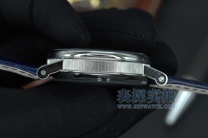 ZF传世宝玑1:1复刻手表蓝色金质玑镂刻花表盘皮带款7097BB/GY/9WU侧面图