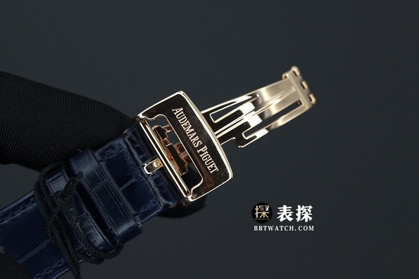 BF厂爱彼皇家橡树26331OR一比一超A高仿手表男士蓝盘皮带款图片及价格表扣实拍图