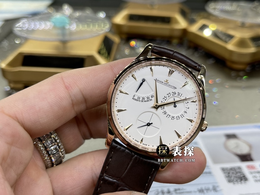 积家大师真金真钻定制一比一超A高仿手表男士蛋壳黄盘皮带款正面实拍图