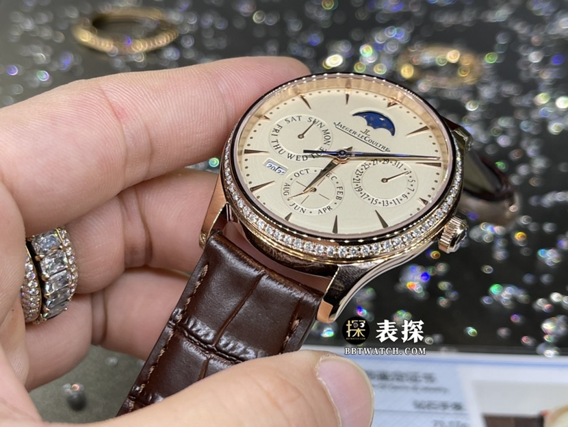 积家大师真金真钻定制顶级一比一精仿手表男士万年历皮带款侧面实拍图