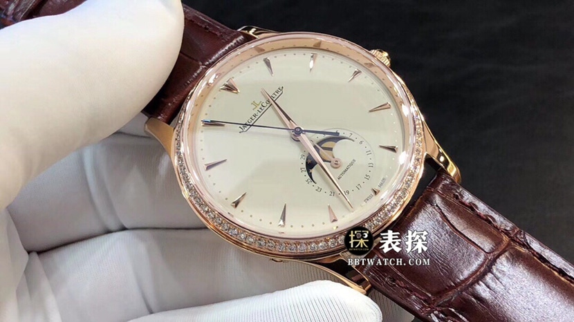 JL积家大师真金真钻定制顶级一比一高仿手表男士蛋壳黄玫瑰金盘月相皮带款正面实拍图