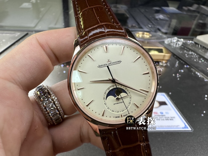 积家大师真金真钻定制一比一超A高仿手表男士蛋黄壳月相皮带款正面实拍图