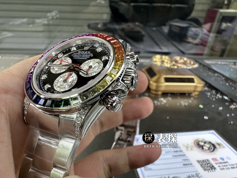 劳力士宇宙计型迪通拿真金真钻定制一比一顶级复刻手表男士彩虹圈镶钻钢带款侧面实拍图