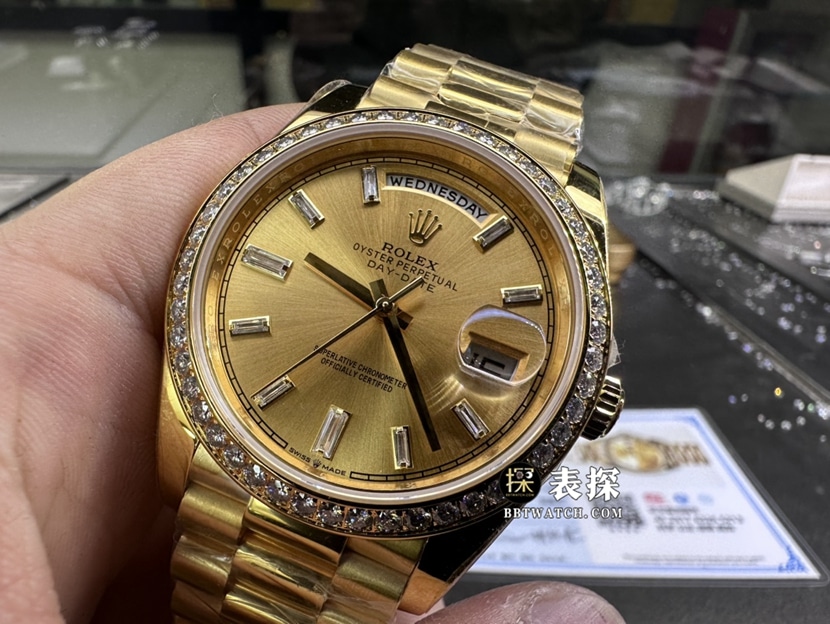 劳力士星期日历型真金真钻定制一比一超A精仿手表男士香槟金盘镶钻钢带款正面实拍图