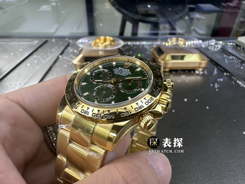 劳力士宇宙计型迪通拿真金真钻定制顶级复刻手表男士绿色熊猫盘钢带款侧面实拍图