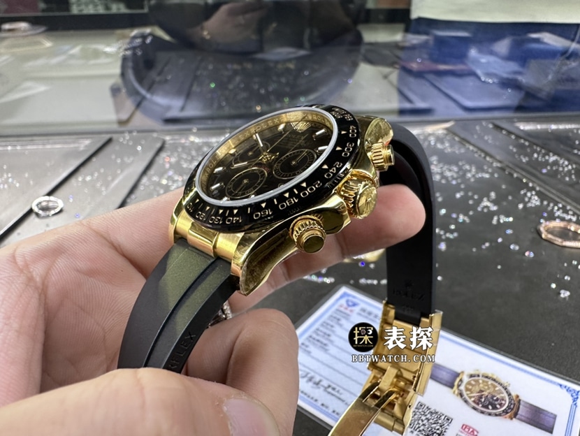 劳力士宇宙计型迪通拿真金真钻定制一比一超A精仿手表男士黑盘橡胶款侧面实拍图