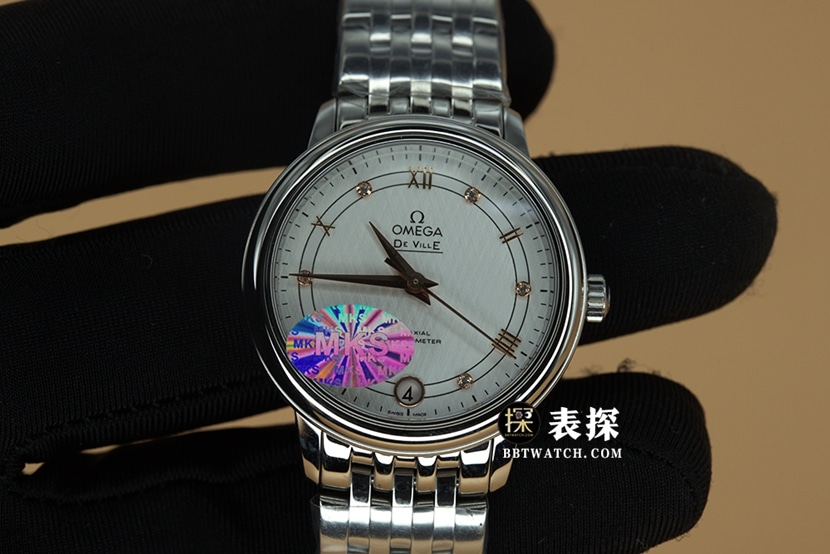 MKS厂欧米茄蝶飞一比一超A高仿手表女士白盘金针钢带款图片及价格正面实拍图