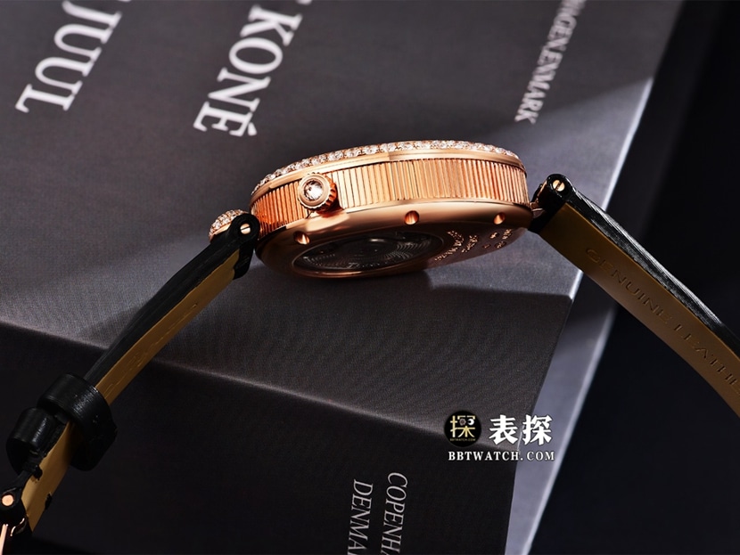 宝玑那不勒斯王后真金真钻定制一比一顶级复刻手表女士满天星镶钻盘皮带款侧面实拍图