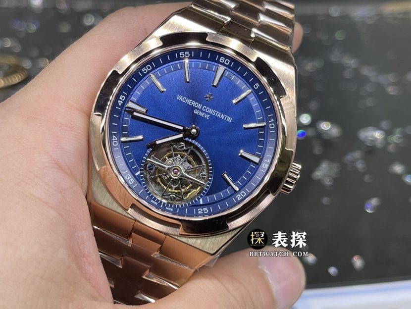 江诗丹顿纵横四海真金真钻定制顶级一比一精仿手表男士蓝盘陀飞轮钢带款正面实拍图