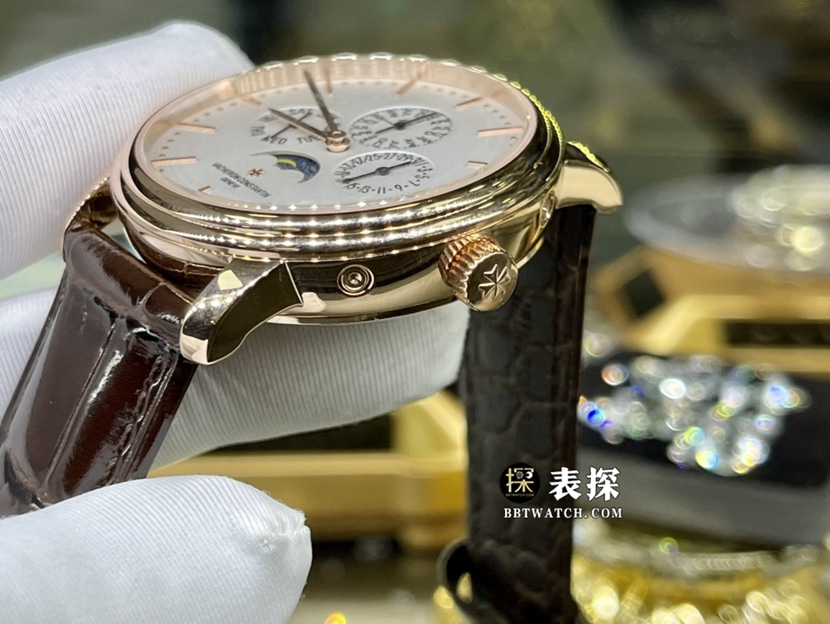 江诗丹顿传承真金真钻定制一比一超A高仿手表男士银白盘月相皮带款侧面实拍图