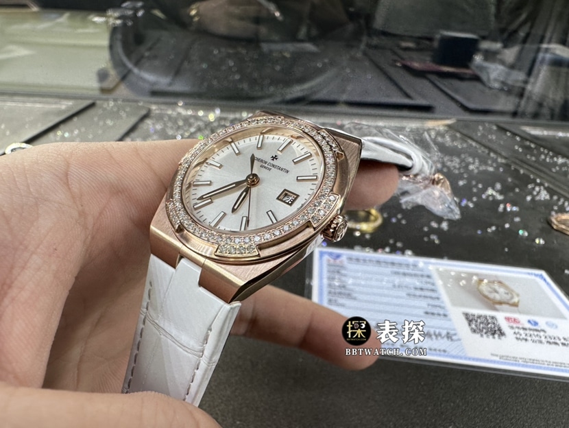 江诗丹顿纵横四海真金真钻定制超A高仿手表女士银灰盘镶钻皮带款侧面实拍图