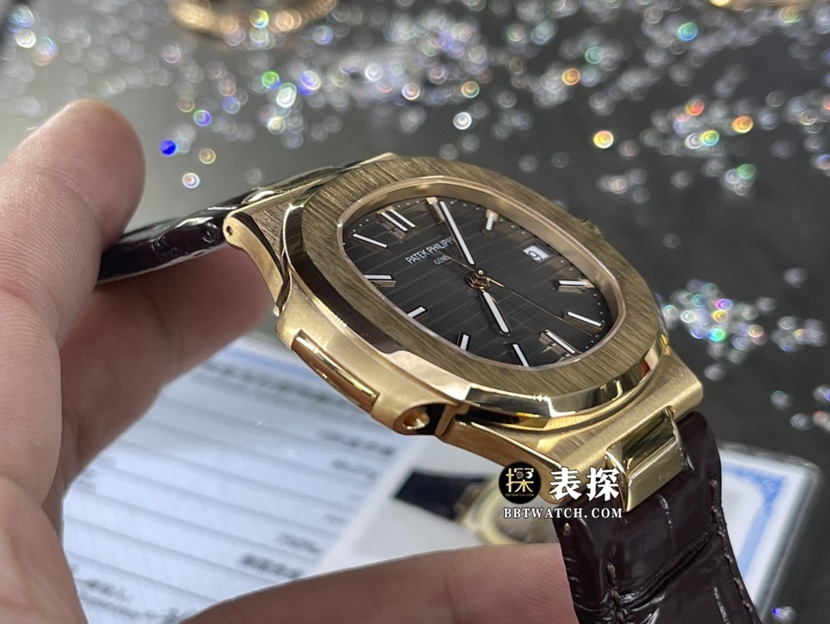 百达翡丽运动优雅真金真钻定制超A高仿手表男士深灰盘钢带款侧面实拍图