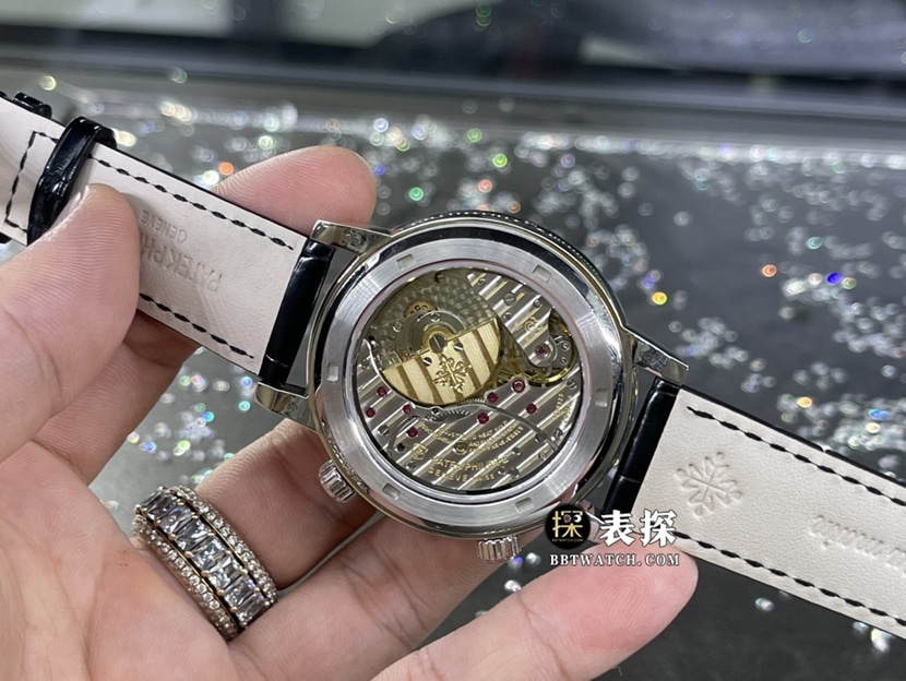 百达翡丽超级复杂功能时计真金真钻定制一比一超A高仿手表男士蓝色星空盘镶钻皮带款背面实拍图