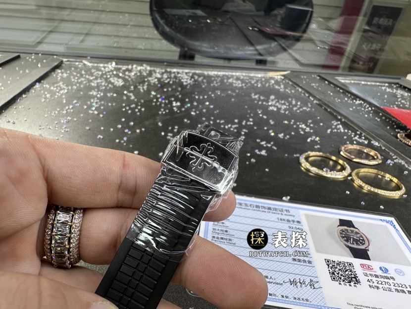 百达翡丽真金真钻定制顶级一比一精仿手表男士黑盘橡胶款表扣实拍图