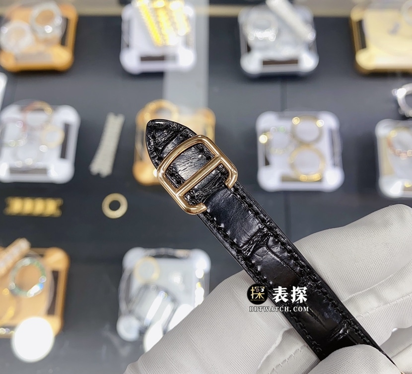 卡地亚蓝气球真金真钻定制顶级一比一高仿手表女士银灰盘玫瑰金皮带款表扣实拍图