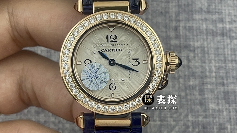 AF厂卡地亚帕莎一比一超A精仿手表女士银白盘镶钻皮带款图片及价格正面实拍图