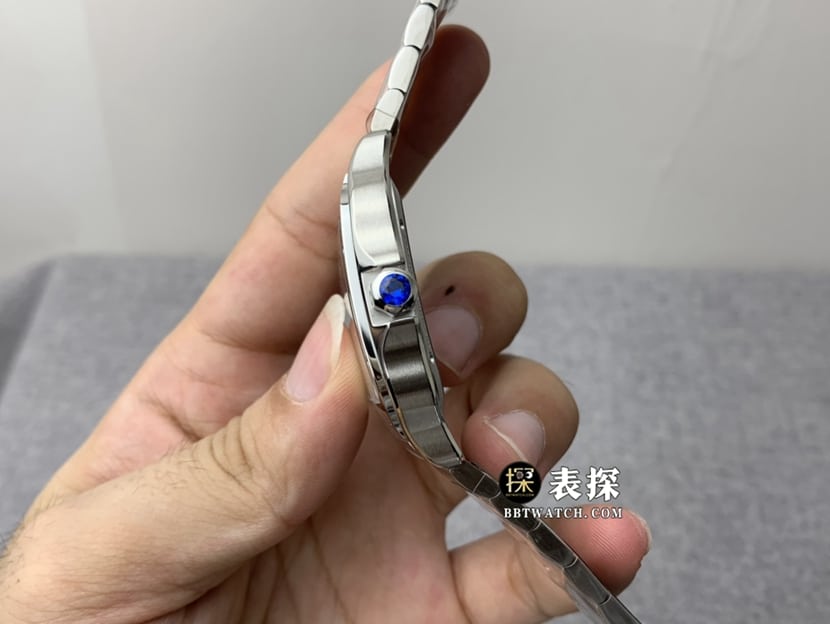 TW厂卡地亚山度士超A高仿手表男士镂空钢带款图片及价格侧面实拍图