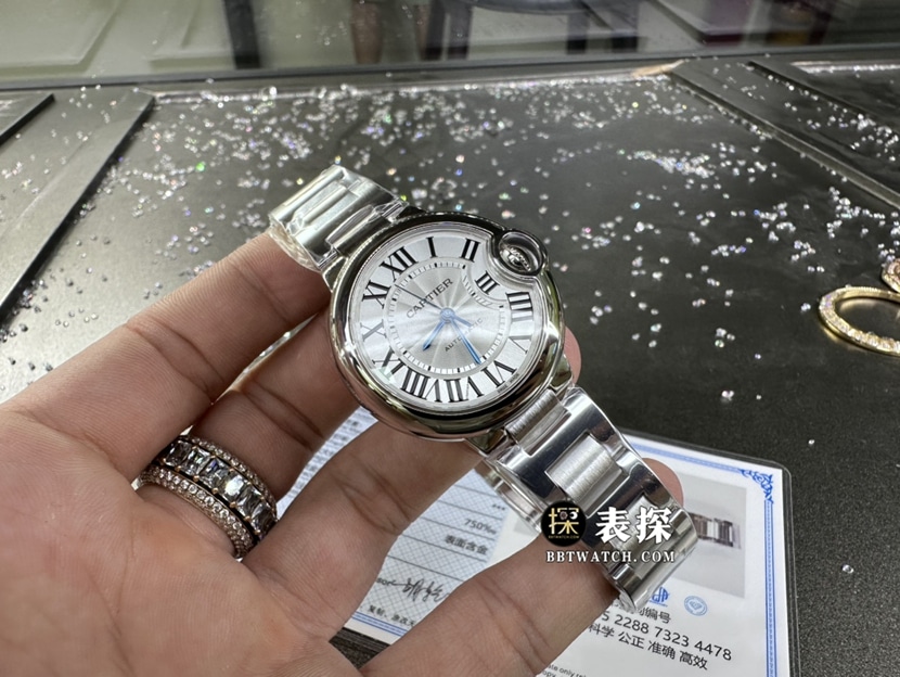 卡地亚蓝气球真金真钻定制顶级一比一精仿手表女士银白盘钢带款正面实拍图