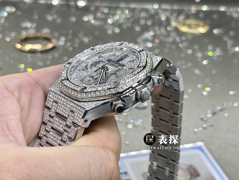 爱彼皇家橡树真金真钻定制顶级复刻手表女士镶钻熊猫盘镶钻钢带款侧面实拍图