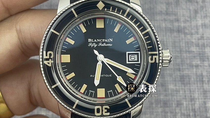 ZF厂宝珀五十噚5008B一比一顶级复刻手表男士深灰盘梭子鱼橡胶款图片及价格正面实拍图