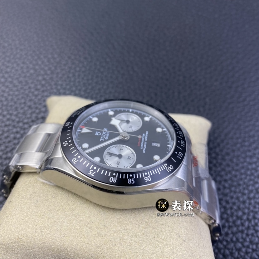 碧湾帝舵1:1复刻手表黑盘钢带款M79360N-0001侧面图