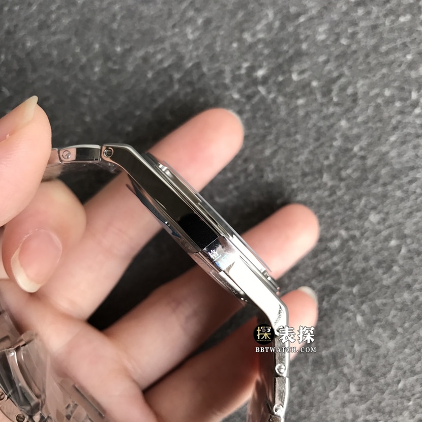 XF厂江诗丹顿纵横四海一比一顶级复刻手表男士蓝盘钢带款图片及价格侧面实拍图
