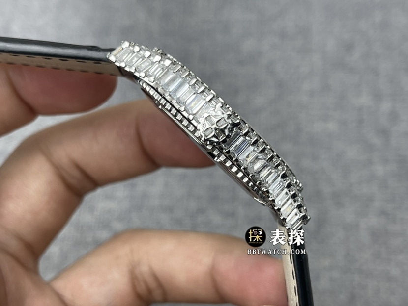 江诗丹顿传袭超A高仿手表女士密镶钻盘皮带款图片及价格侧面实拍图