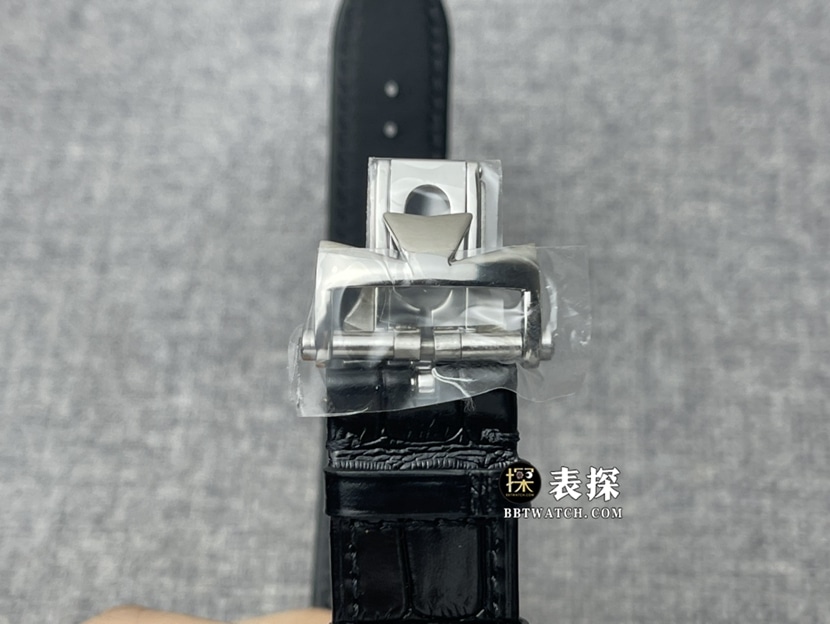 8F厂江诗丹顿纵横四海顶级复刻手表男士黑盘皮带款图片及价格表扣实拍图