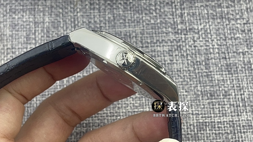 BBR厂江诗丹顿纵横四海一比一顶级复刻手表男士蓝盘陀飞轮皮带款侧面实拍图