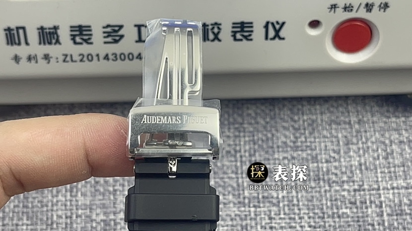 R8厂爱彼皇家橡树一比一超A精仿手表男士蒂芙尼蓝盘陀飞轮橡胶款图片及价格表扣实拍图