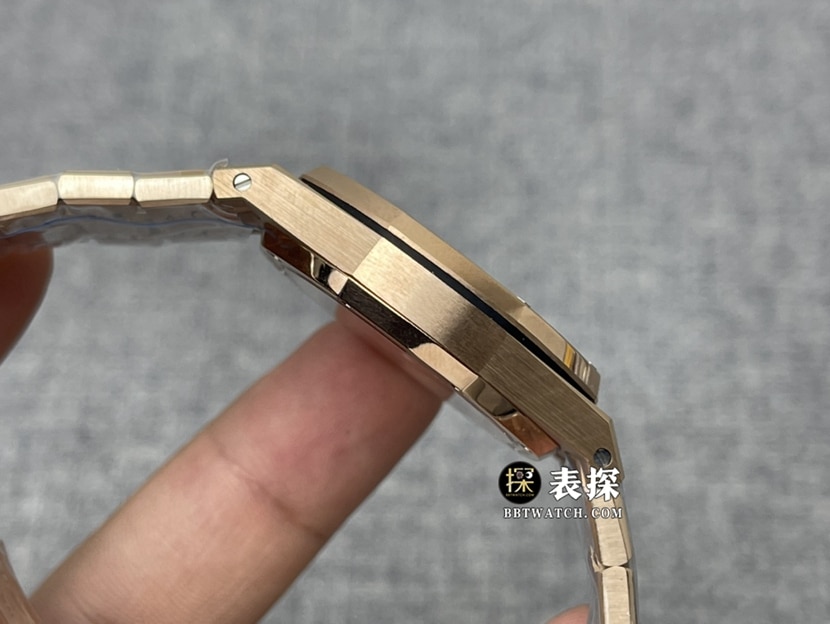 8F厂爱彼皇家橡树77351顶级一比一精仿手表女士银盘钢带款图片及价格侧面实拍图